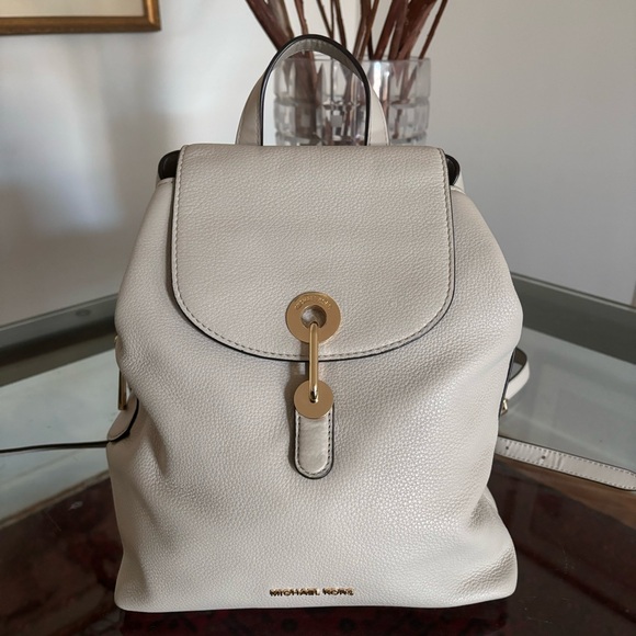 Michael Kors beige leather backpack pebble medium size bag handbag purse - Picture 1 of 7